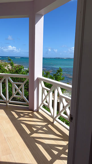 the door from the kitchen to the terrace